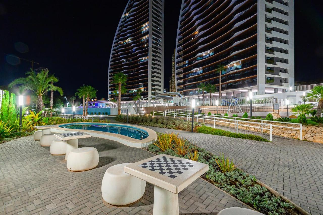 Sunset Waves Aparts By Rb Benidorm Exterior foto